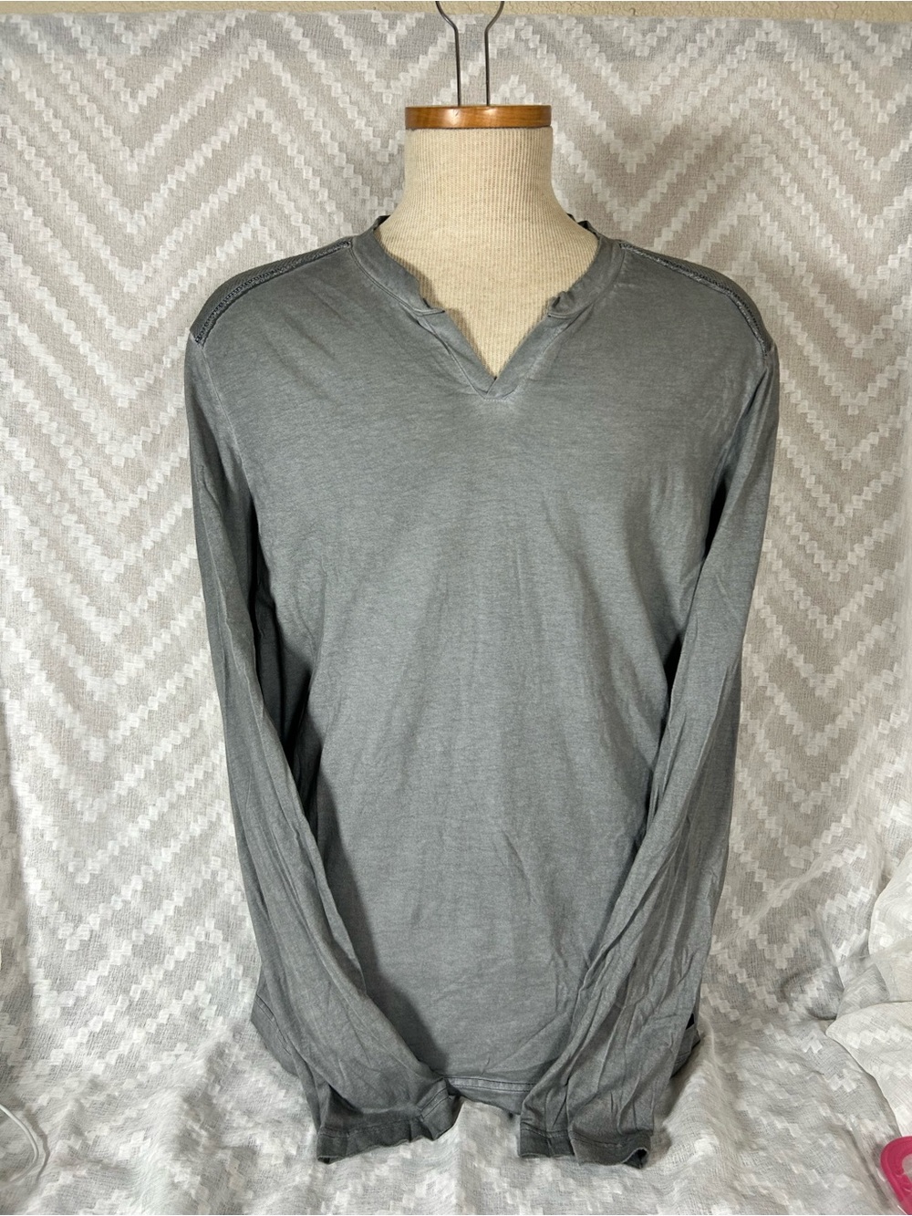 Guess Gray Tee with Navy Logo Print